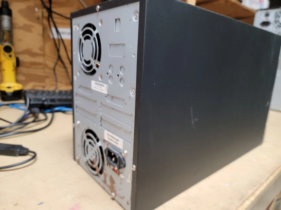 Duplicador de disco duro Addonics HDUSI3TDR con cable de alimentación Foto 4 de 4