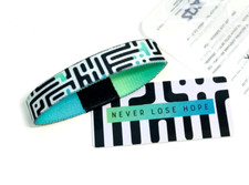 Zox **NEVER LOSE HOPE** Silver Single Large Band w/Card NIP