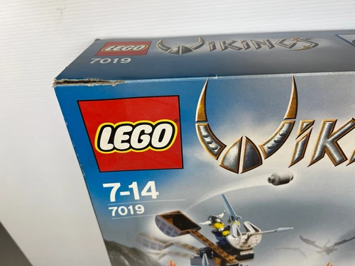 LEGO Vikings Fortress Against the Fafnir Dragon 7019 - Picture 6 of 10