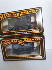 MAINLINE OO GAUGE ROYAL DAYLIGHT TANK WAGON + FRUIT VAN GWR 37-174 x 2 BOXED