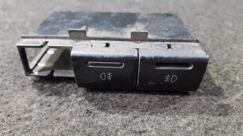 8d0941567b Schalter Nebelscheinwerfer  Audi A4 DE256701-07