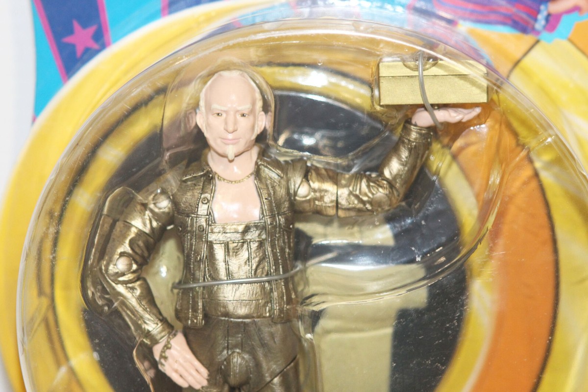 NIP MOC - Austin Powers Goldmember Action Figure 2002 Mezco Toys