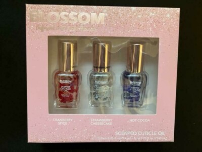 BLOSSOM Scented Nail Cuticle Oil -Cranberry Spice/Strwbrry Cheesecake/Hot Cocoa