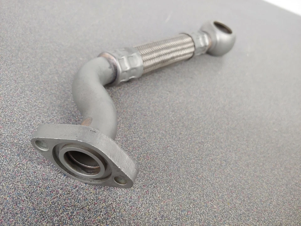 EXCELLENT USED ORIGINAL GENUINE PORSCHE 944 TURBOCHARGER OIL RETURN LINE NLA - Image 3 of 4