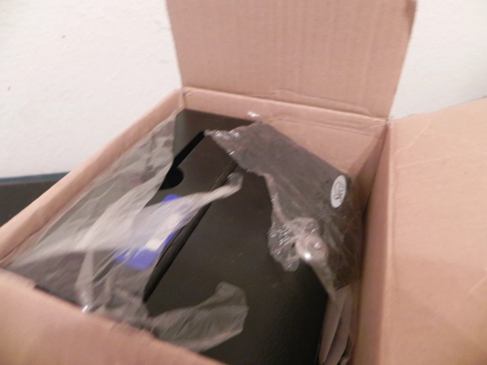 Steel Suggestion Box - Image 4 of 4