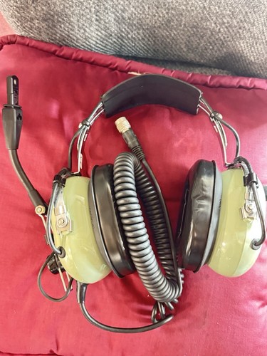 David Clark H10-56X Aviation Headset with FREE Ear Seal and Cover Head Pads. - Afbeelding 8 van 15