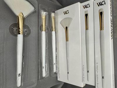 #ad WAYNE GOSS White Gold Collection 3Pc Makeup Brush Set NEW In Box #s 6 12 15 $29.40