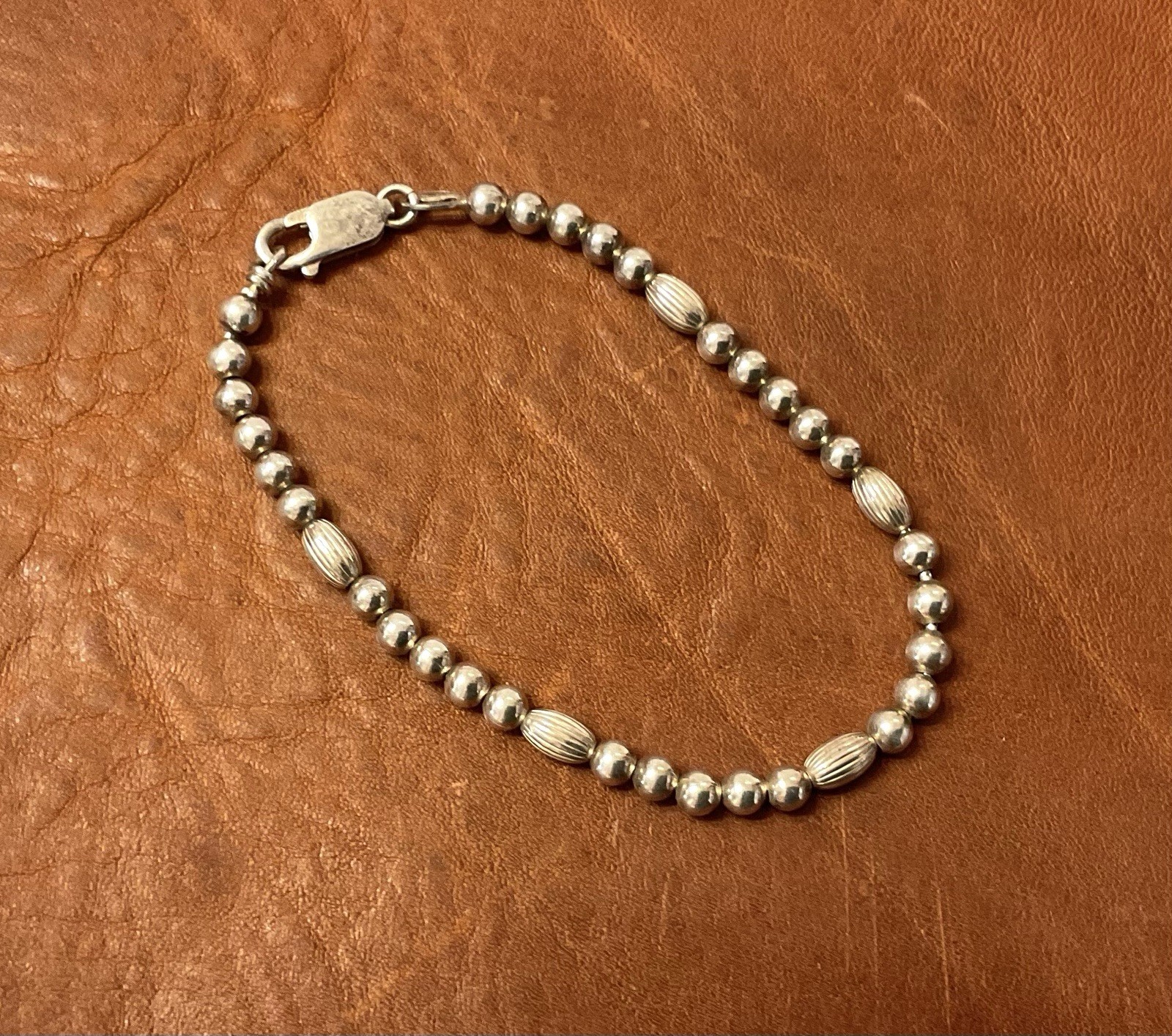 925 Sterling Silver Italy Beaded w/Round & Textured Oval Beads Bracelet 7”