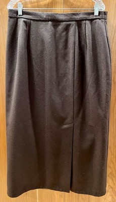Woman s  100% Wool, Lined, Chocolate Brown Skirt, Needs Hem.