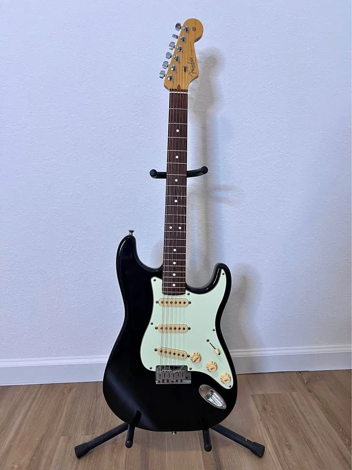 Fender USA American Stratocaster 未使用/値下 Fender American Stratocaster for sale | eBay
