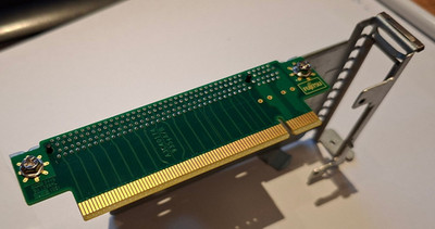 Fujitsu A3C40174697 RX2540 M2 1-Slot 2x8 PCI-e