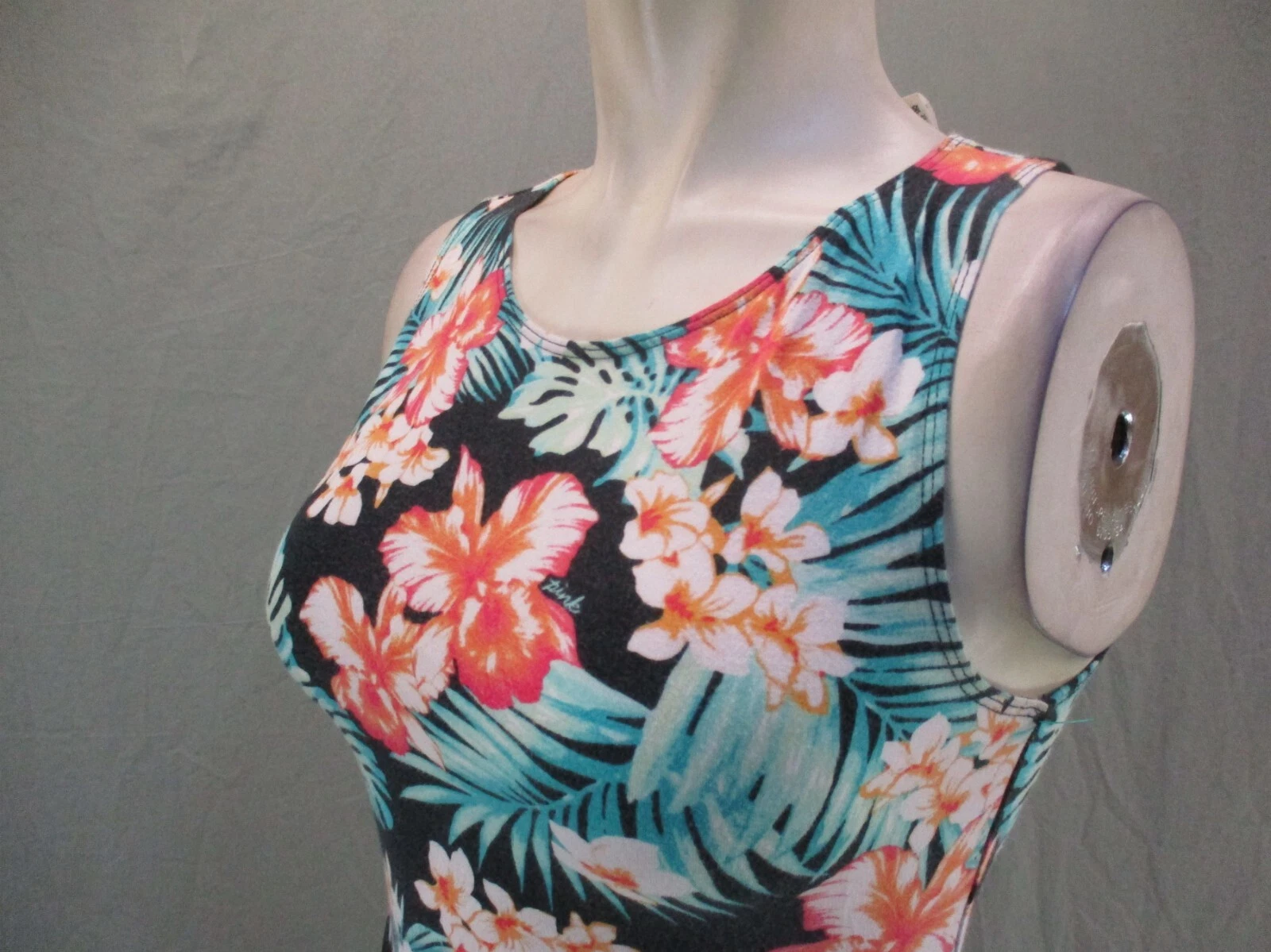 UNDERCOVER Abito senza maniche rosa Victoria's Secret taglia S misto cotone 498