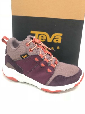 teva arrowood 2 hiking boot