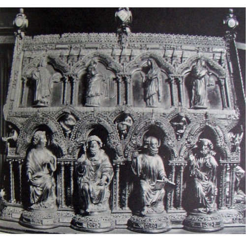 Die St. Martin Stickereien von Margaret B. Freeman, Metropolitan Museum of Art - Bild 8 von 12