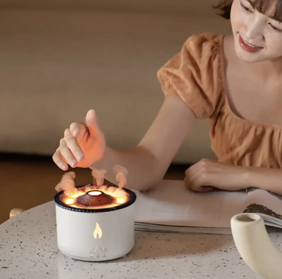 Difusor de Llama Volcano, Aceite Esencial de Aromaterapia LED Humidificador de Niebla Fría Foto 4 de 4