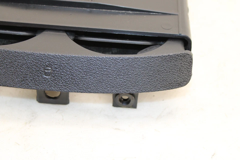 2007-2010 Saturn Sky Cup Holder OEM KL109 Foto 2 de 4