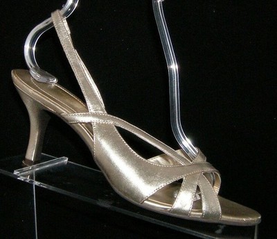 naturalizer prissy sandal