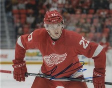 Detroit Red Wings Michael Rasmussen Autographed Signed 8x10 NHL Photo COA A
