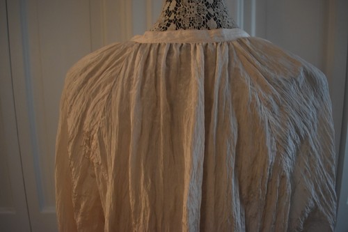 Vince elegante beige Crinkle Bluse - einmal getragen - Medium - Bild 5 von 7