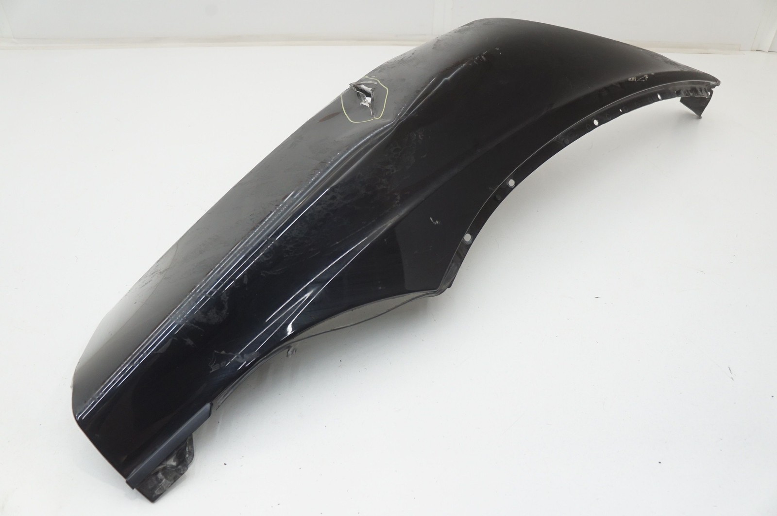 McLaren GT 2022 FRONT+LEFT Fender P/N 22AD488GP