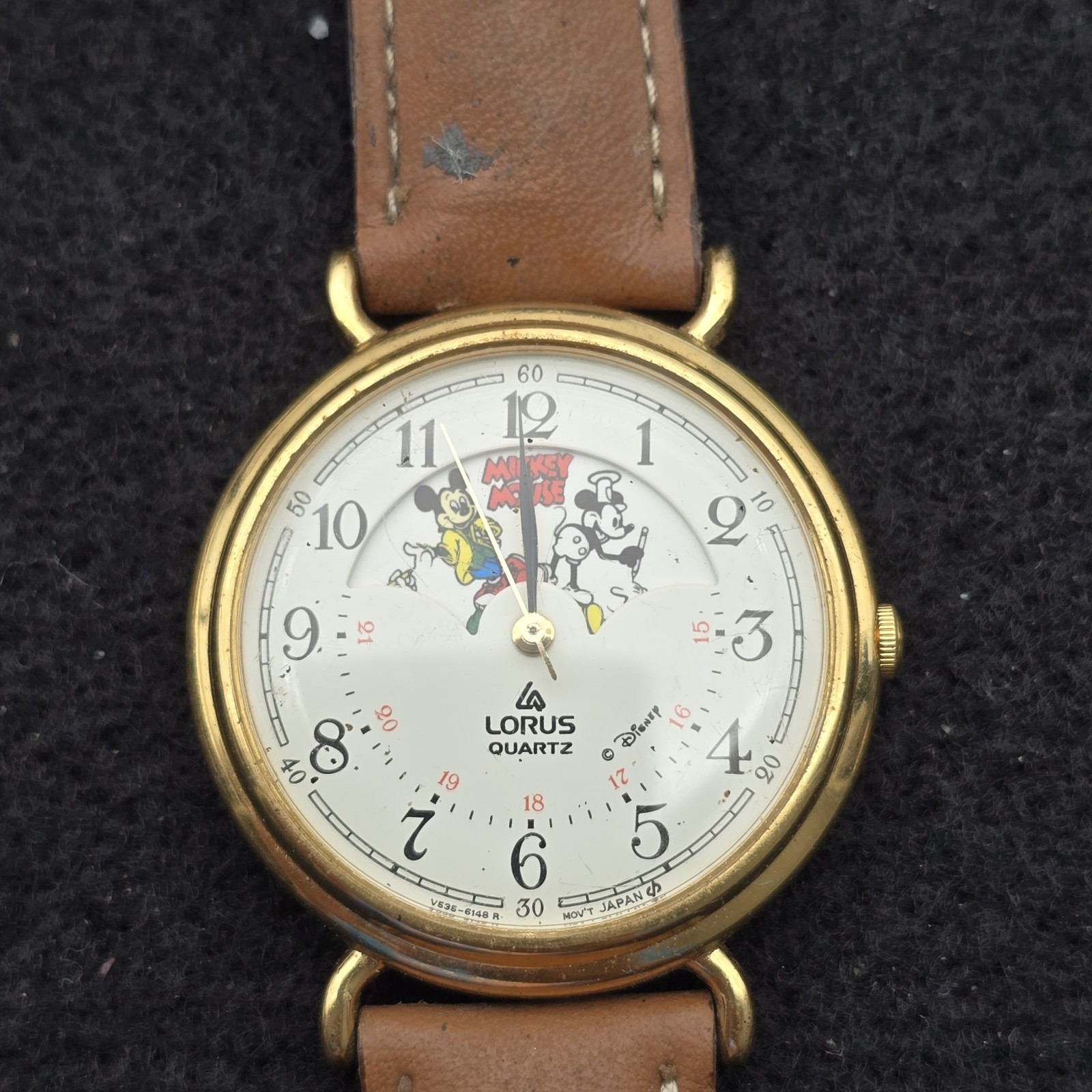 Lorus Quartz Disney Mickey Mouse Moon Phase Watch Rotating 