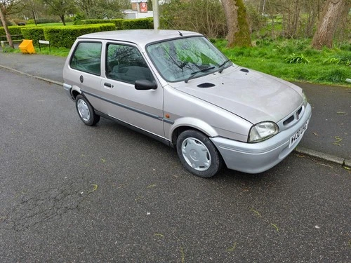 ROVER 100 METRO 111i 1995 SILVER 3 DOOR only 18 Left ! Spares or Repair 42,000 - Picture 2 of 22
