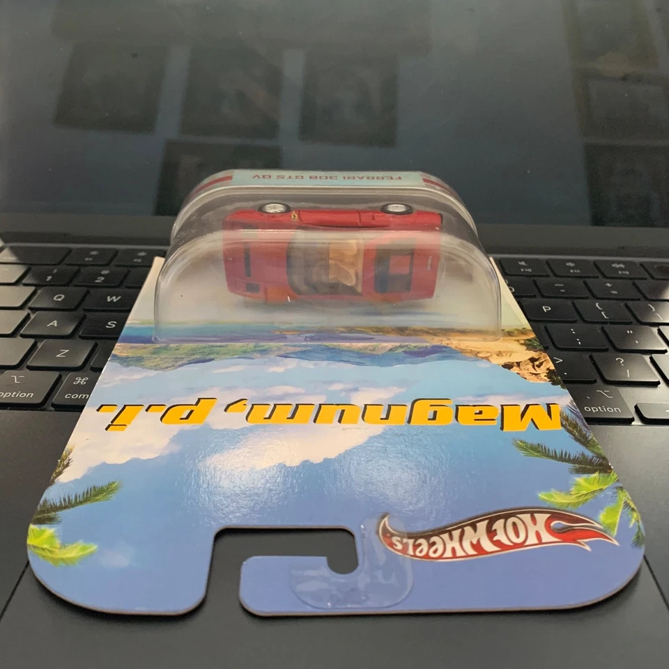 Hot Wheels Retro Entertainment Magnum, p.i. PI Ferrari 308 GTS QV Red - Image 2 of 4