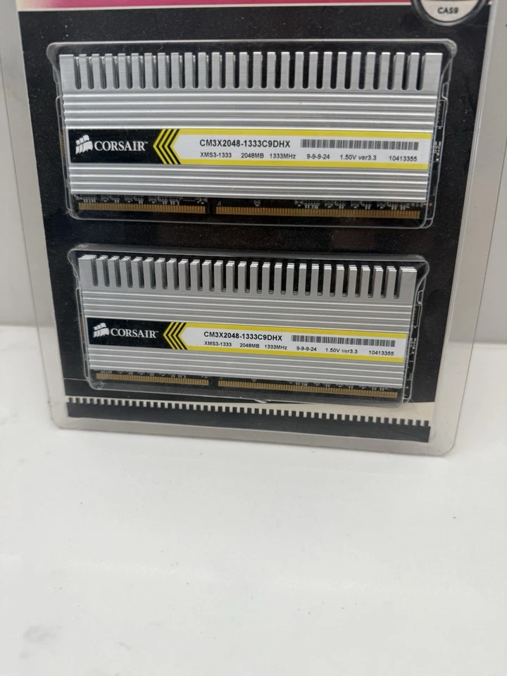 Corsair XMS3 DHX Dual Path With Heat Exchange DDR3 2×2GB Modules Sealed New - Image 4 of 4