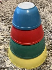 VINTAGE LOT OF 4 PYREX USA NESTING MIXING SERVING BOWLS GREAT PRIMARY COLORS