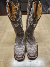 kids corral boots 4.5