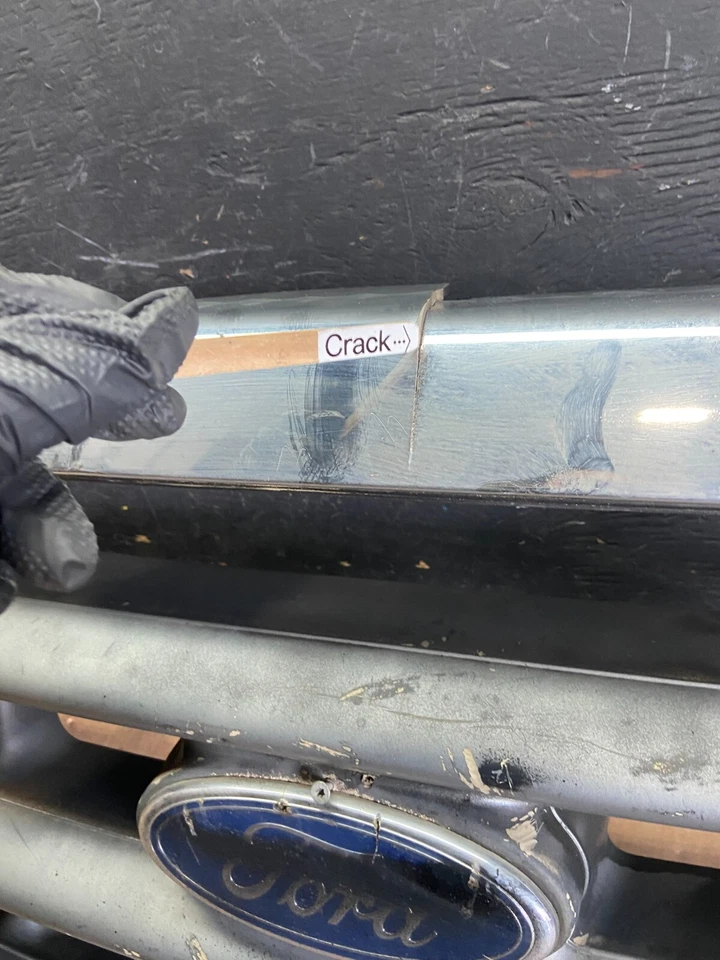 Ford F250 2001 a 2004 F350 F450 F550 Super Duty Excursion parrilla gris N5752 DG Foto 4 de 4