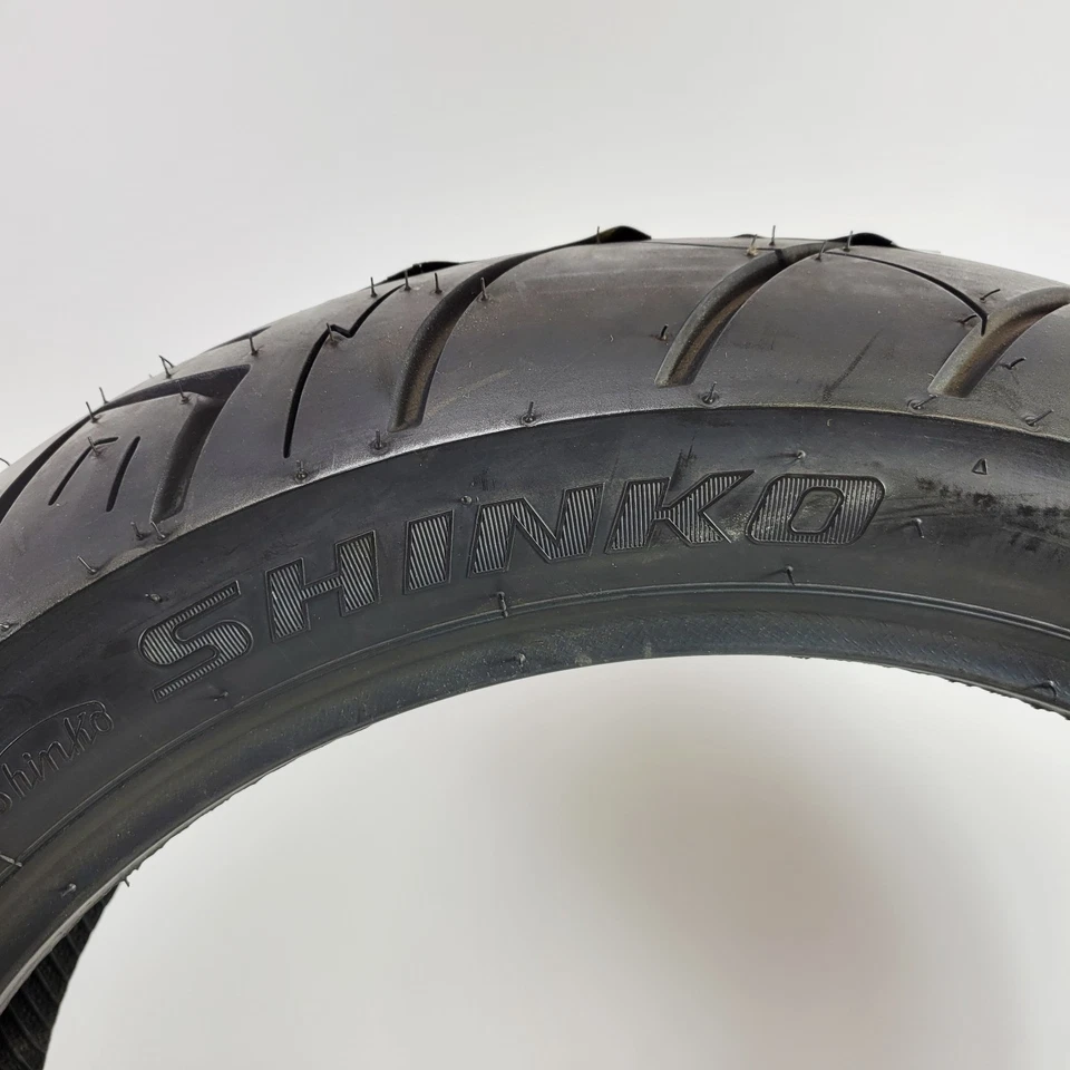 Задняя шина Shinko 87-4612 SR777 с черными стенками 150/70B18 подходит для Harley/KTM/Suzuki - Изображение 2 из 4