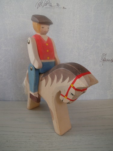 Ostheimer Reitpferd 10802 Bauer / Reiter 10801 Holzfiguren Bauernhof Figuren