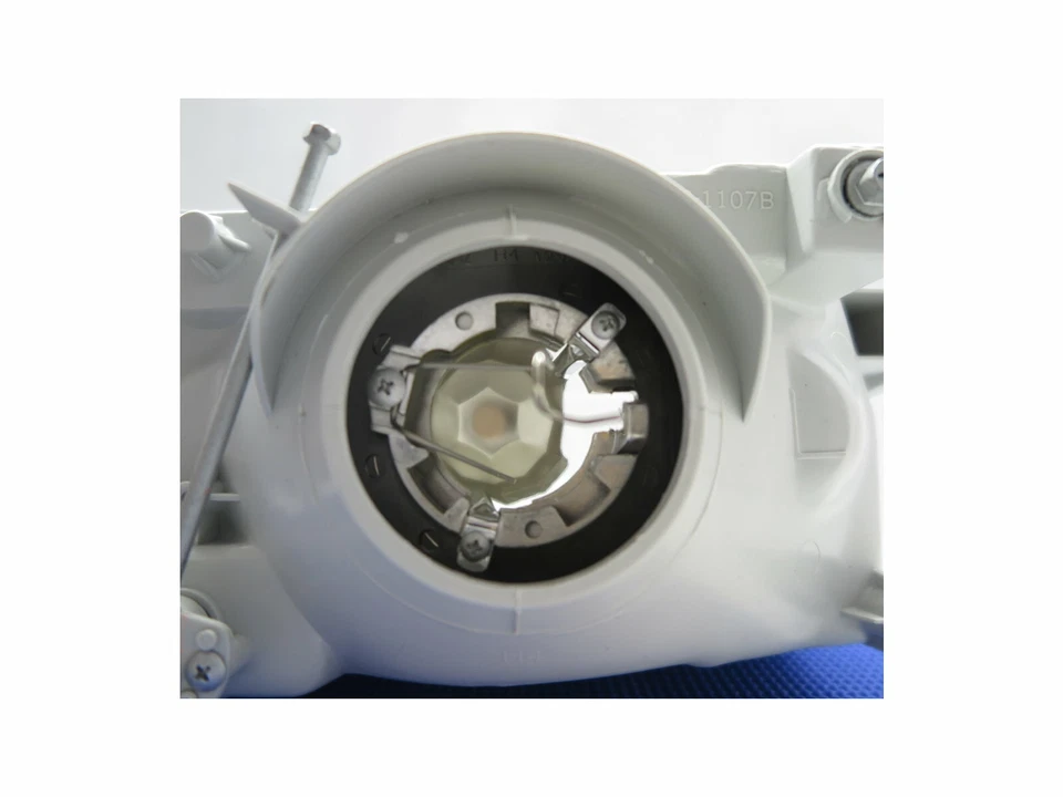 Faro transparente Tracker 1988-1998 convertible 2D negro para GEO LHD Foto 4 de 4