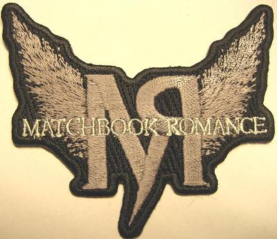 MATCHBOOK ROMANCE AUFBÜGLER EMBROIDERY PATCH  # 1 VOICES LOGO 9x7cm BÜGELBILD 
