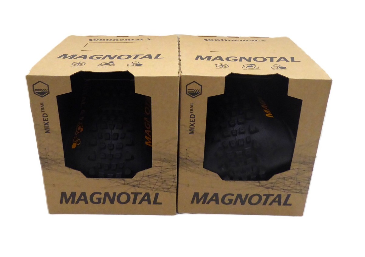 Continental Magnotal Tire - 29 x 2.40, Tubeless, Folding, Black