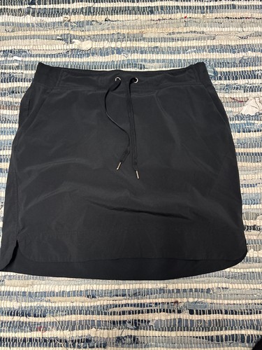 * | Athleta | skirt. Size 8T.