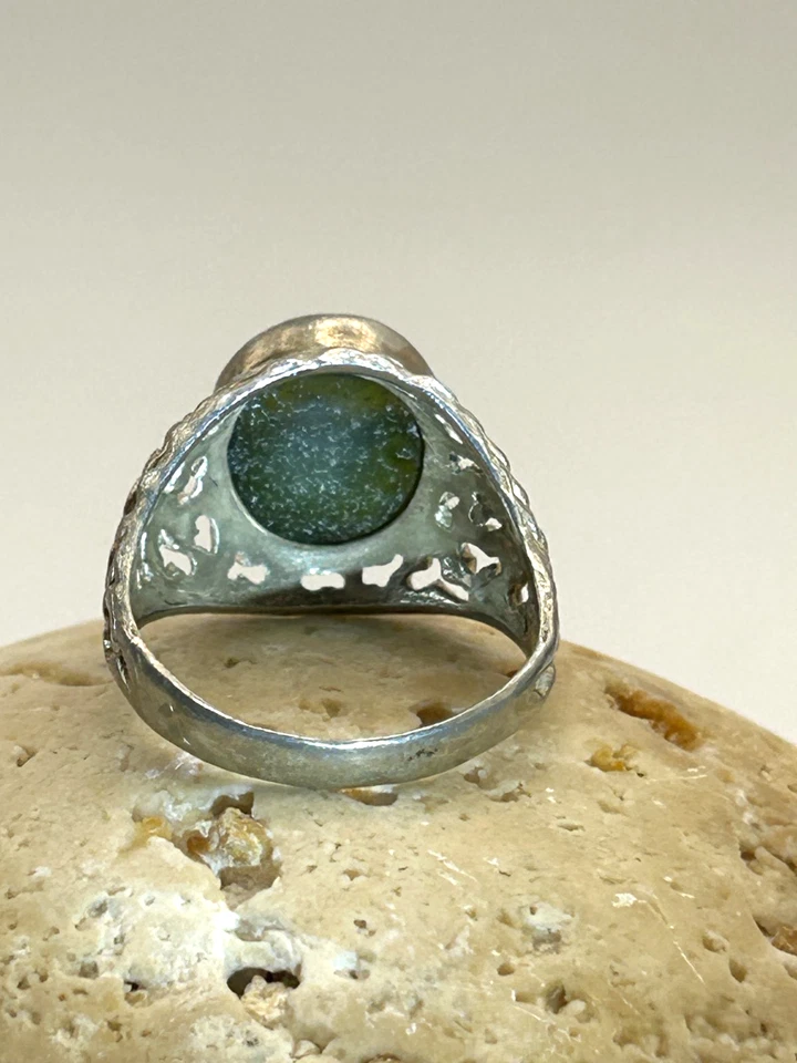 Anel masculino de prata esterlina com cabochão verde - Imagem 3 de 4