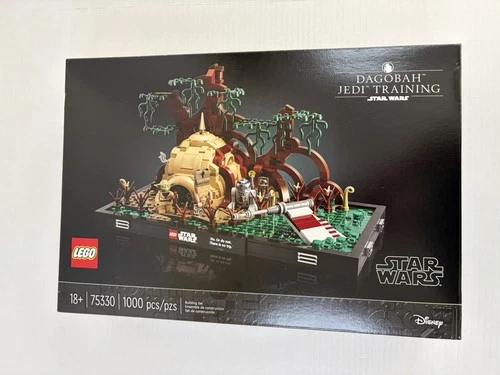 LEGO Star Wars: Dagobah Jedi Training Diorama 75330 Set - New Factory Sealed
