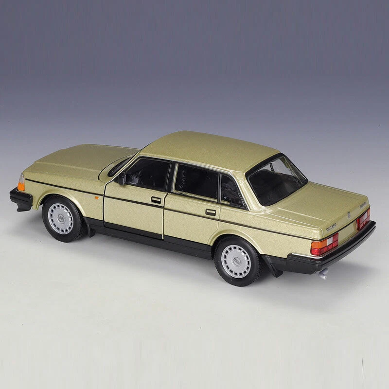 1:24 Scale 240 GL Model Car Diecast Toy Cars 2 Doors Hood Open Collection Gold - Image 4 of 4