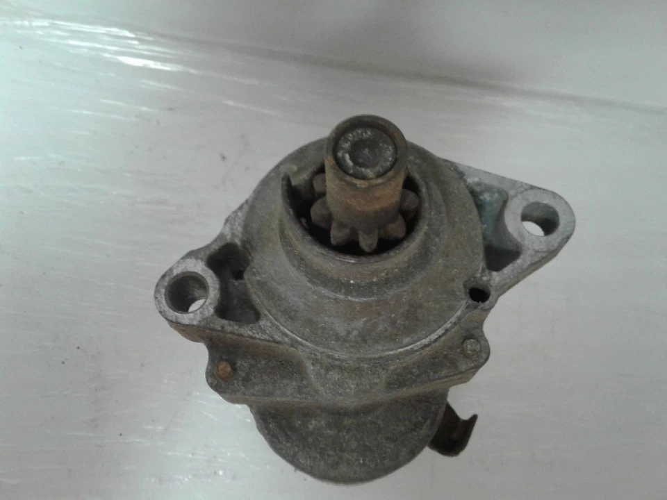 Motor de arranque usado se adapta a: Honda Civic 1989 1,5 L fabricante Nippondenso grado AT Foto 3 de 4