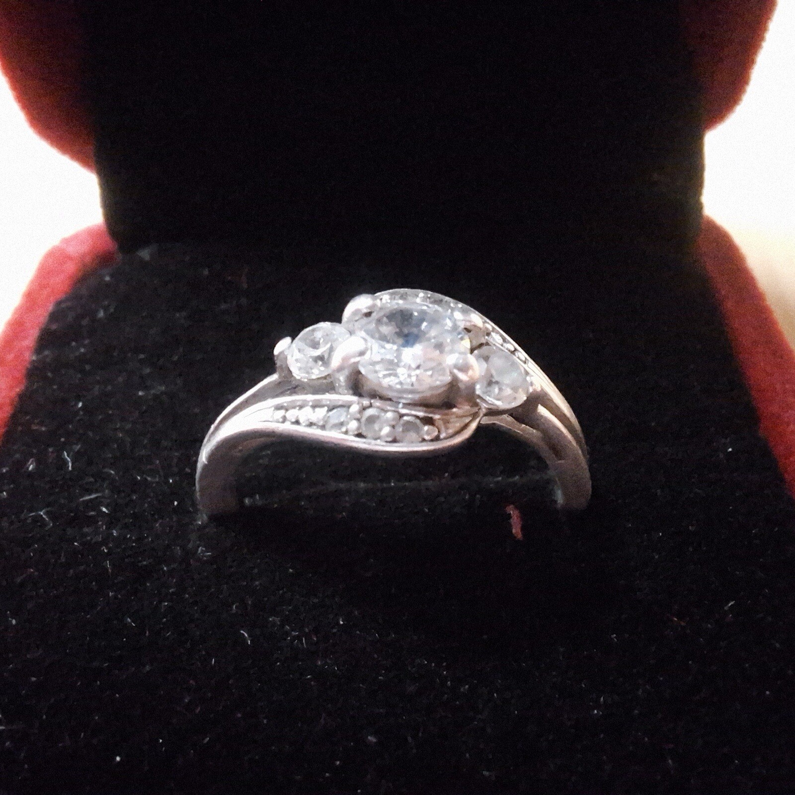 Untested Diamond Ring Stamped SUN 925 - image 11