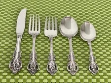 Oneida RENOIR Pembrooke Stainless SSS Glossy USA Flatware SMART CHOICE A57G