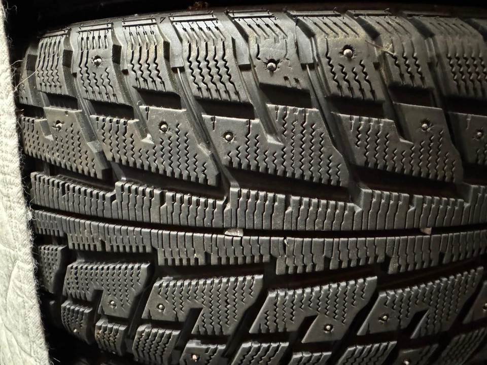 Black Rhino Mozambique 20x9 Wheels Federal 265/50R20 Studded Snow Tires 5x114.3 - Image 2 of 3