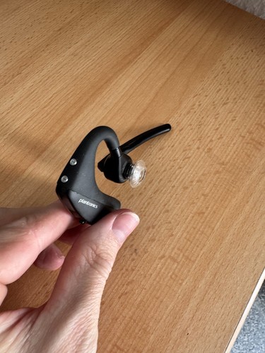 Plantronics Voyager 5200 Bluetooth Headset mit ladefähigem Case - Bild 2 von 7