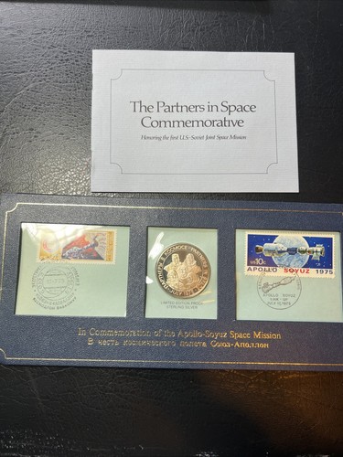 Partners In space Commemorative Medal And stamps