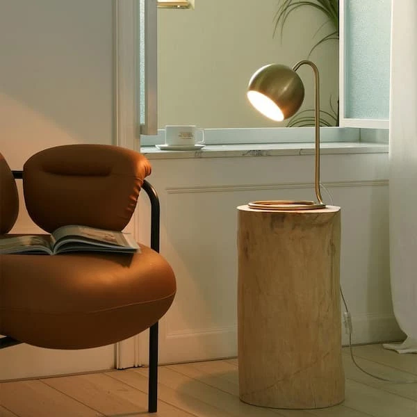 Globe Electric Richmond 15英寸高口音台灯-黄铜 — 第 2/4 张图片