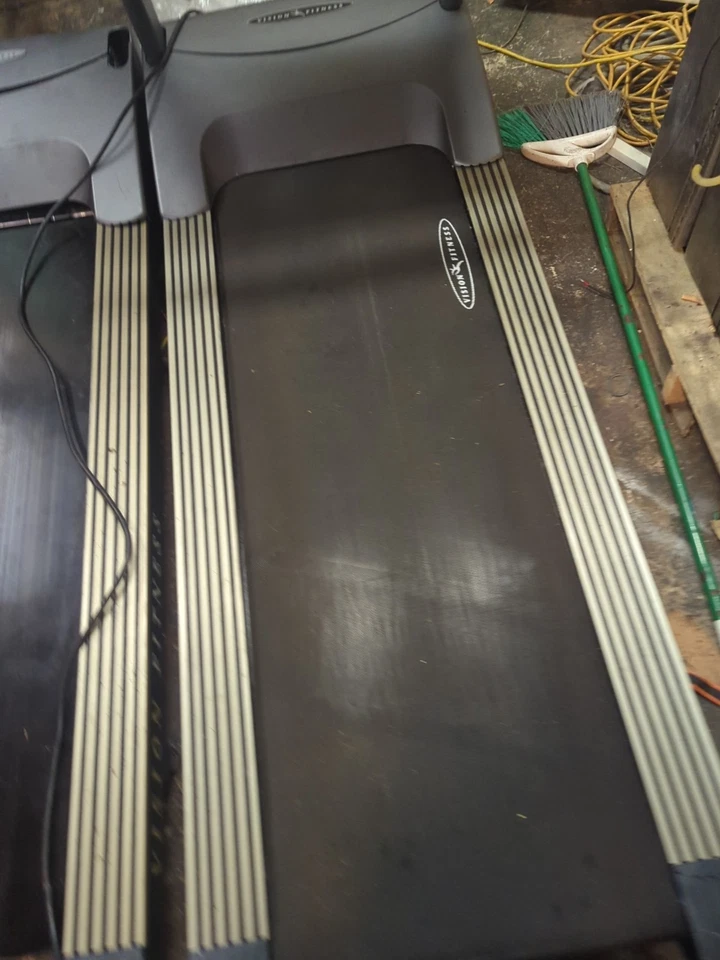 Vision Fitness T9700 HRT Treadmill Good Condition With Parts Unit - Image 3 of 4
