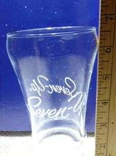7-UP Glass Seven-Up The Un-Cola Drinking Glass Soda Pop NOVELTY VGUC