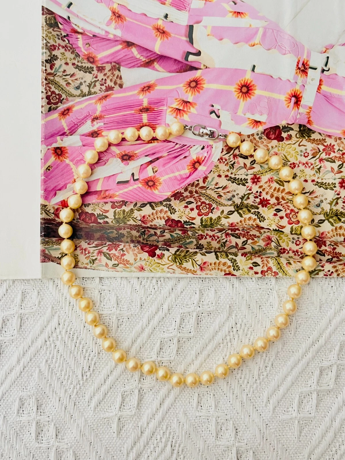 Collana Christian Dior vintage anni 80 cerchio bianco perle rotonde eleganti